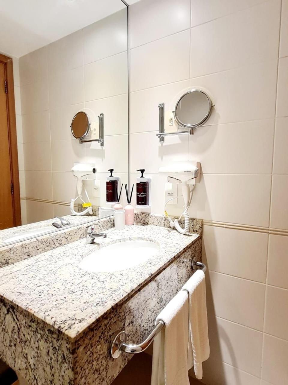 Flat Barra First Apartamento